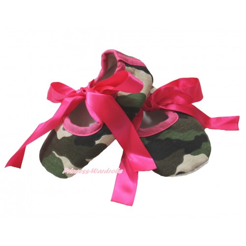 Camouflage Shoes with Hot Pink Ribbon Crib Shoes S636