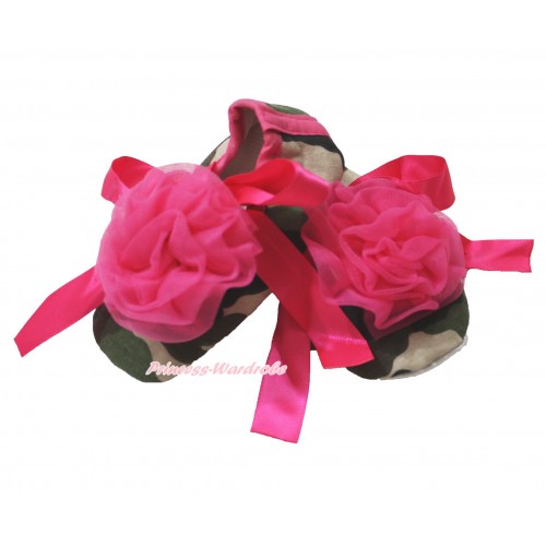Camouflage Shoes with Hot Pink Ribbon Crib Shoes With Hot Pink Rosettes S638