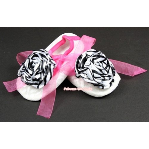 White Lace Crib Shoes With Hot Pink Ribbon With Zebra Rose S547 